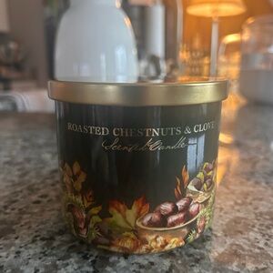 Susan Jacobs NYC Roasted Chestnuts & Clove Scented 8oz Candle